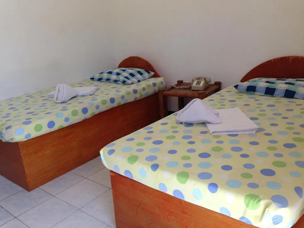 Ladaga Inn & Restaurant Panglao 2*,